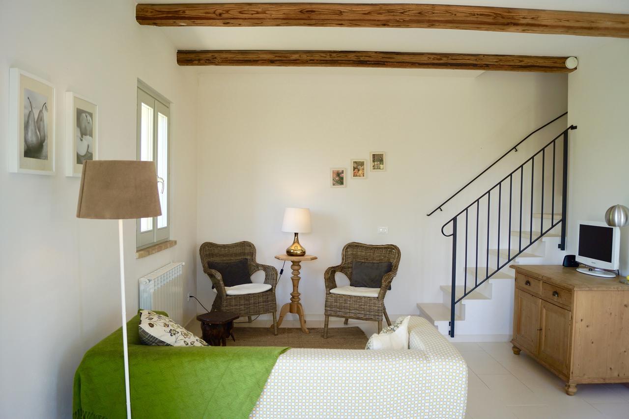 La Giravolta Country House Barchi Exterior foto
